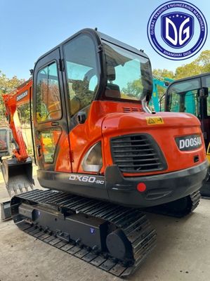 최적화된 DX60E-9C 사용 된 Doosan 6t 발굴기