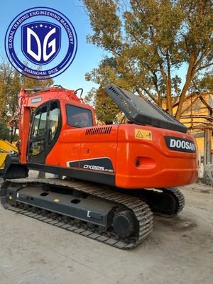 에너지 효율적인 DX225 사용 된 Doosan Excavator 22.5t 원활한 동작
