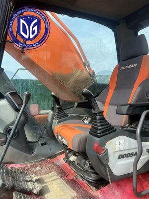 DX420LC 42 톤 효율적인 수압 순환으로 사용 된 Doosan 발굴기