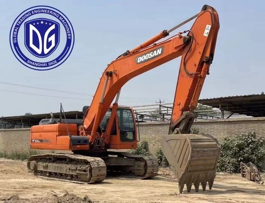 시간 및 노동 절약 DX300LC 30t 고도로 내구성있는 사용 된 Doosan 발굴기