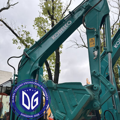 가볍게 사용된 Kobelco SK55 5.5톤 크롤러 발굴기 90% 신품