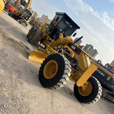 수압 운전 형태 Caterpillar Grader 140h 14677kg 기계 무게 및 정확한 도로 등급