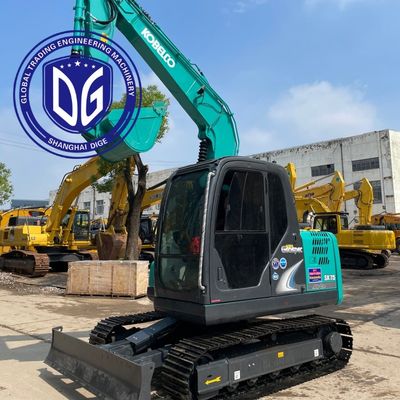 사용 된 Kobelco SK75 발굴기 트랙 이동형 컴팩트
