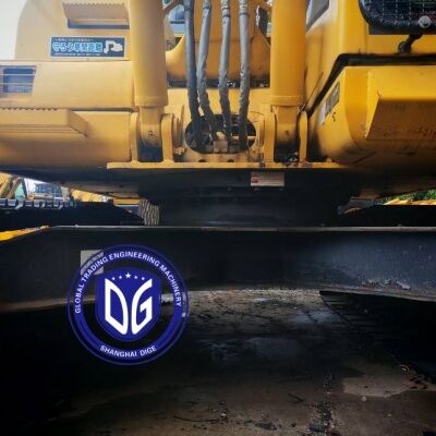 일본 중고 코마츠 굴삭기 PC130 유압 굴삭기 13톤 중고 굴삭기 (0.5m³ 버켓 포함)