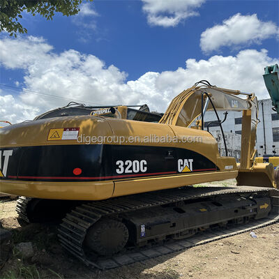 중고 Caterpillar 320C 20t 발굴기 최고의 가격으로 재고 중 견고하고 강력한 발굴기 판매