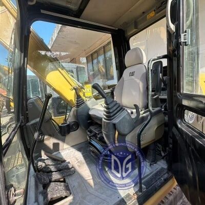 사용 된 Caterpillar CAT307D 발굴기 컴팩트 효율적인 작업 준비 뜨거운 판매
